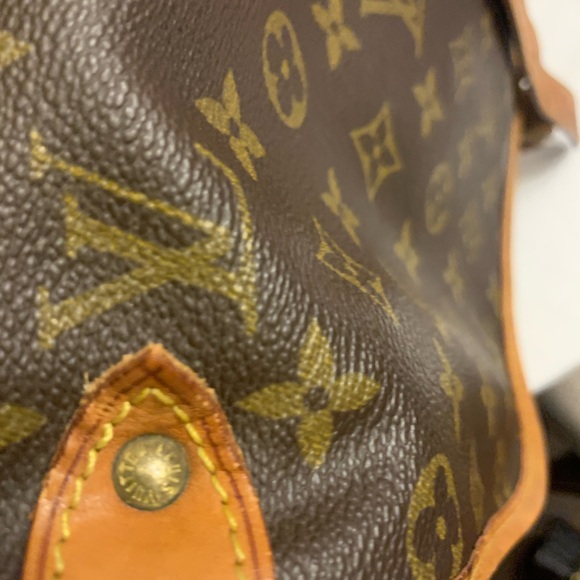 Authentic Louis Vuitton Monogram Saumur 35 shoulder bag - Picture 15 of 15